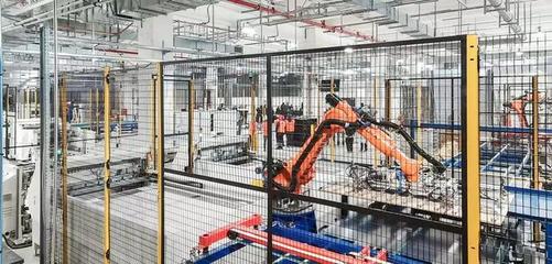 晟成光伏攜手意大利頂尖企業打造歐洲最大光伏工廠，開創全球市場新篇章